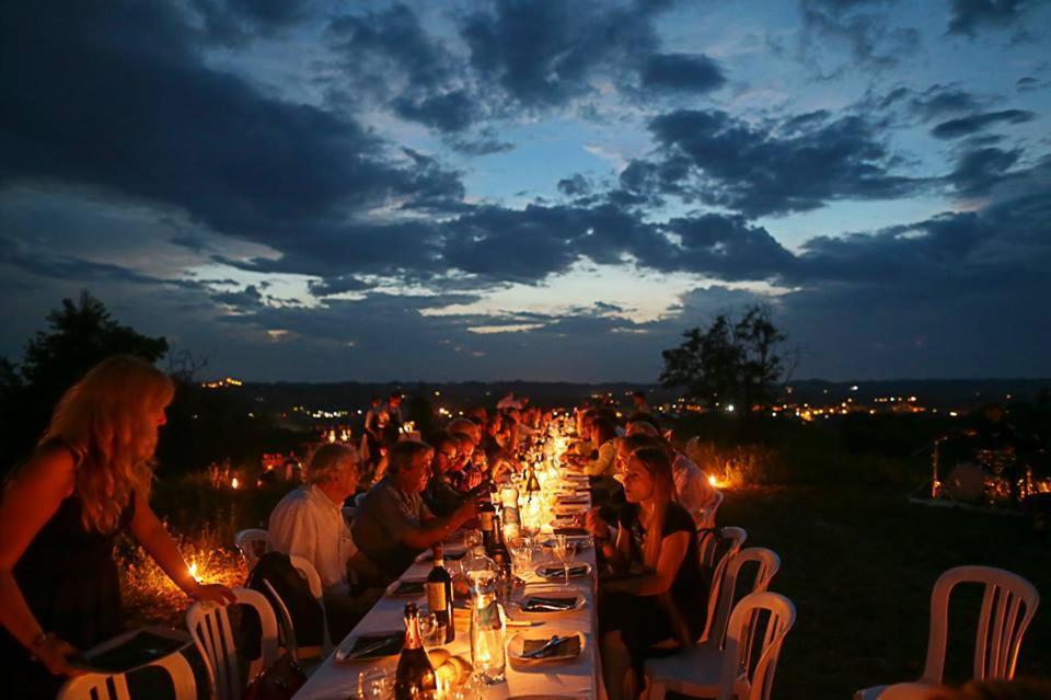Astixio Villa San Damiano dʼAsti Buitenkant foto