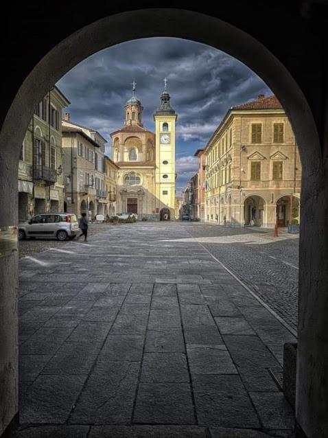 Astixio Villa San Damiano dʼAsti Buitenkant foto