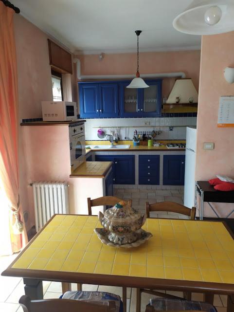 Astixio Villa San Damiano dʼAsti Buitenkant foto