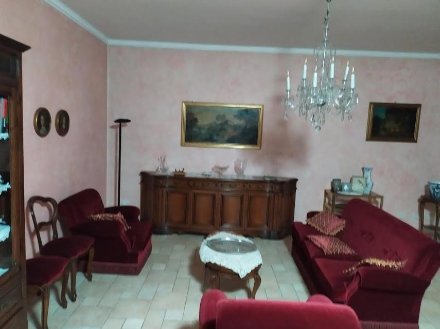 Astixio Villa San Damiano dʼAsti Buitenkant foto